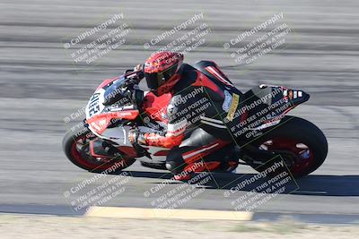 media/Jan-16-2026-CVMA Friday Practice (Fri) [[6f2bf47531]]/3-Racer 2/Session 2 Bowl Entry Pans/